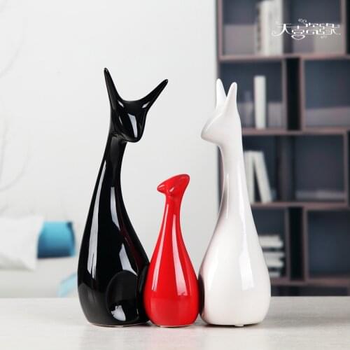 Modern ceramic crafts are Home Furnishing Decor living room TV cabinet decoration three simple modern deer