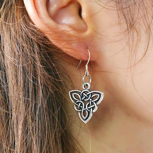 Yuanxi Dangle Earrings