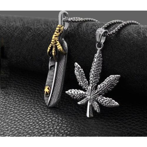 Fashion Maple Leaf Necklace Couple Feather Paw Titanium Steel Pendant Jewelry Hot Sale