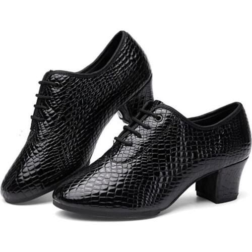 Women Practice Stone Grain Cowhide Dance Shoes Ladies Super Light Physique Training Dancing Shoes Zapatos De Baile Sneakers