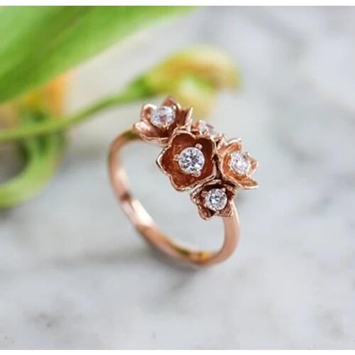 Huitan Rose Gold Color Multiple Floral Ring Women Korean Style Temperament Sweet Girl Accessories Party Versatile Trendy Jewelry
