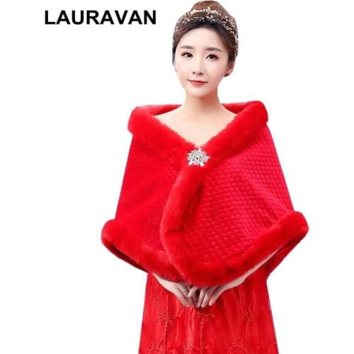 2020 Hot Sale Formal Red Women Cheongsam Wrap Fur Faux Wedding Winter Bolero Girl Woman Jackets Wedding Bridal Capes Brooch Wrap