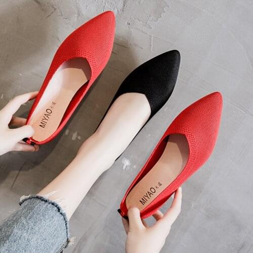 Spring Summer New Women Casual Flat Shoes Breathable Knit Loafers OL Comfortable Pointed Toe Slip-on Red Casual Shoes Sandals