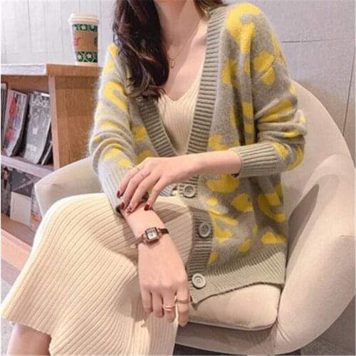 Cardigan Sweater Women Spring And Autumn New Style Korean Loose Sweet Sweater Jacket Trend V-neck Printed e215