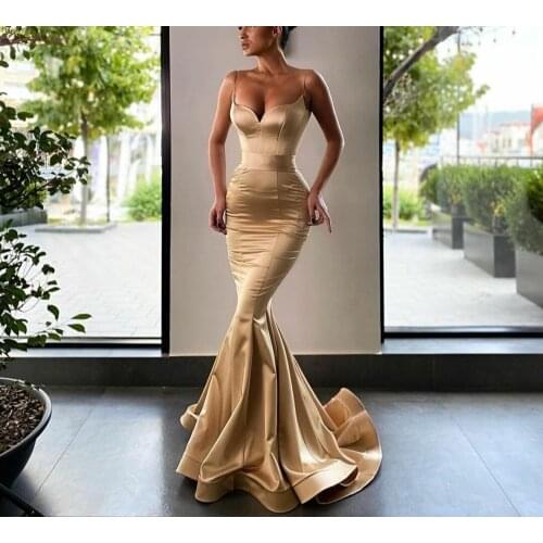 Sexy Long Champagne Satin V-neck Evening Dresses Spaghetti Strap Floor Length Zipper Back Formal Party Gowns for Women