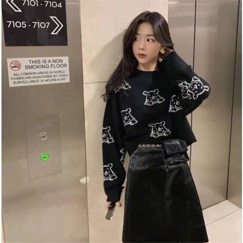 2021 Spring and Autumn New Student Women 's Loose Bear Series Internet Celebrity Knitted Sweater Short Fashion Women