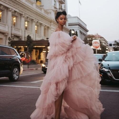 Blush Pink Maternity Gowns For Photoshoot Puffy Ruffles Tiered Skirts Maternity Dress for Photography Pregnancy Women Party Wear