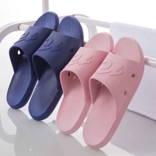 Slippers womens bath bathroom cool slippers male couple four seasons universal indoor home plastic soft bottom anti-slip