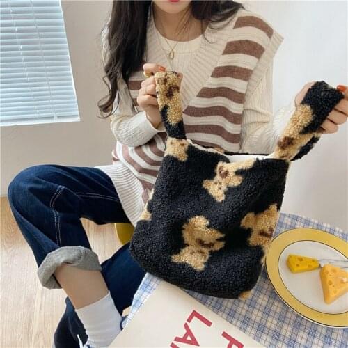 Girls Cute Cartoon Canvas Purses Women Small Plush Tote Handbags Simple Fluffy Warm Cloth Wrist Bags Lamb Like Fabric Makeup Bag