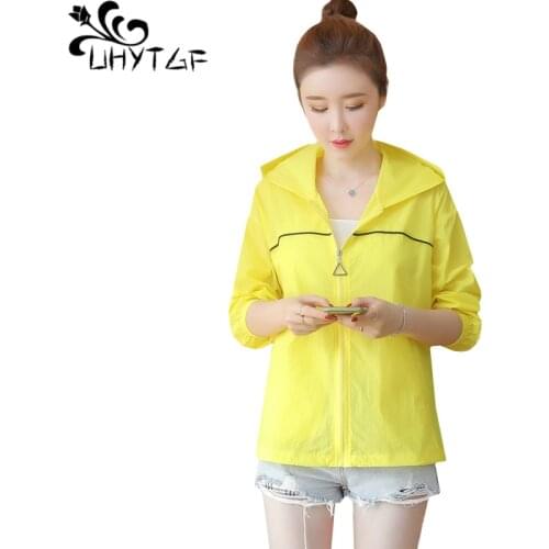 UHYTGF 2020 fashion plus size sun protection clothing hooded womens thin coat Anti-UV breathable Outdoor summer tops jacket 824