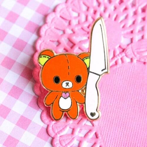 Kawaii Doll Bear Take Knife Hard Enamel Pin Cartoon Animal Bears Brooch Fashion Charm Backpack Lapel Badge Jewelry Unique Gift