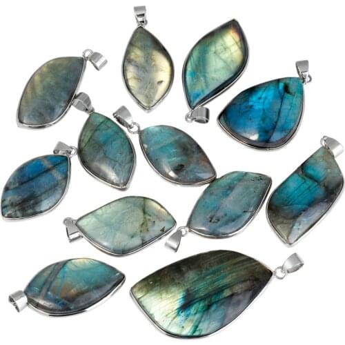 SUNYIK Natural Labradorite Healing Crystal Irregular Shape Gem stone Pendant fit Neckalce Charms Jewelry for Women Men