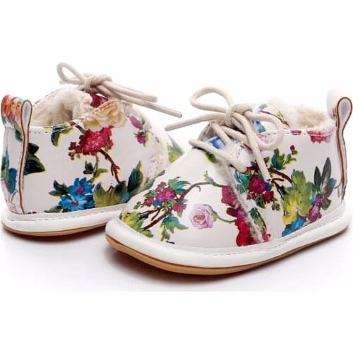 Hot sell super warm PU leather with fur winter baby shoes lace up floral printing baby moccasins toddler girls boys snow boots