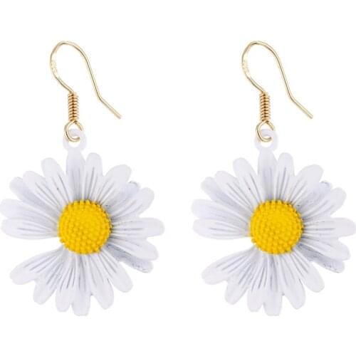 Lureme Lovely Daisy Earrings Dangle for Women and Girls (er006290
