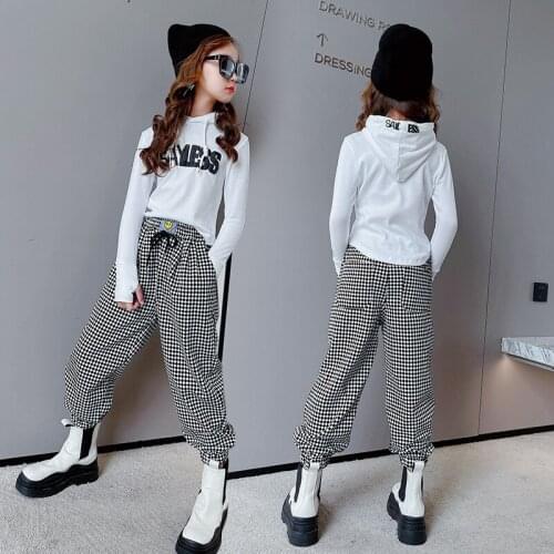 Childrens clothing girls spring and autumn suit 2021 new girl casual long-sleeved letter plaid pants two-piece suit