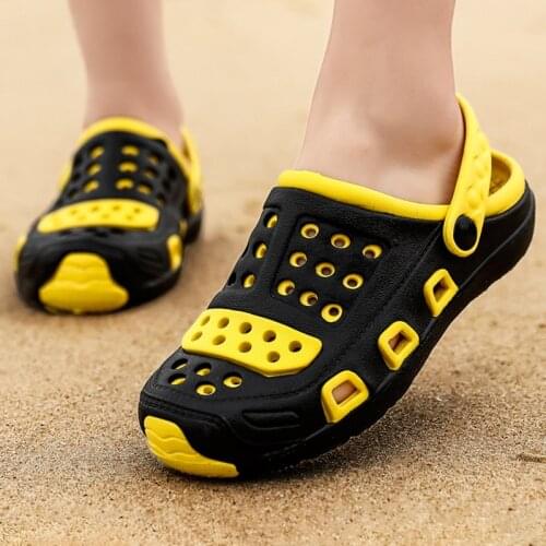 Youth Trend Couple Casual Sandals Fashion Hole Shoes Beach Shoes Outdoor Light Comfortable Amphibious Sandals Slippers Size36-46