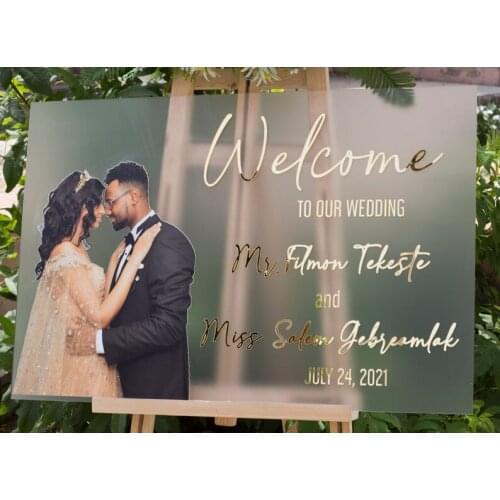 Frosted Acrylic Last Name Wedding Sign, Couple Picture Sign 3D Wedding Welcome Acrylic sign, Wedding Personalized Wedding Sign