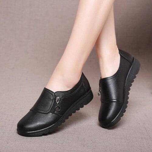 Autumn Womens Shoes New Fashion Casual Women Leather Shoes Ladies Slip On Comfortable Plus Size Work shoes