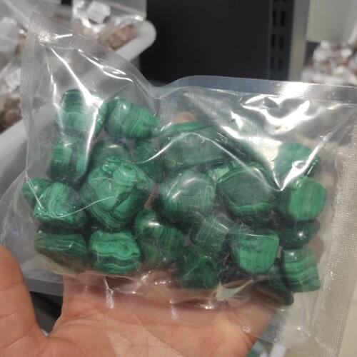 Natural Malachite Gravel Small Round Stone Accessories Crystal Stone Fish Tank Flower Pot Decorative Small Furnishings Feng shui