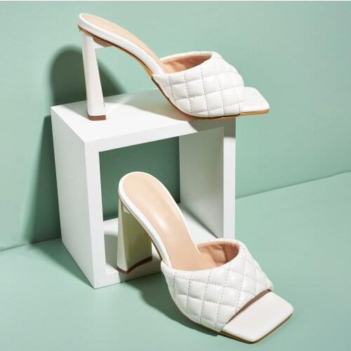 2021 Big Yards Sandals Womens Shoes Mothers Thick High-Heeled Fashion Slippers Square Toe PU Stylish Footwear Anti-slip Pumps