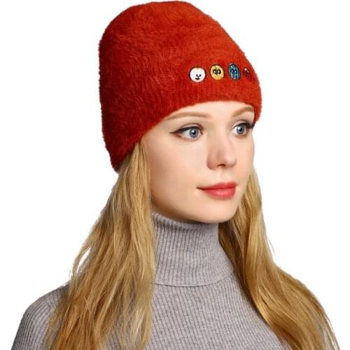 DUOJIAOYAN Autumn winter women Wool Hat Winter Warm Ear Protection Hat Solid Color Pullover Cap Thickened Plush Knitted Hat