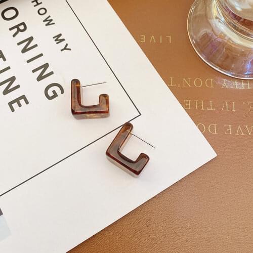 Vintage Geometric Acrylic Resin Earrings for Women Korean Retro Brown Cute Stud Earrings Wedding Fashion Jewelry Wholesale Gift