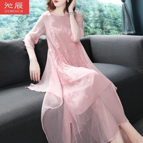 Women Dresses Mid-Length Embroidered Cheongsam Dress 2021 Womens Spring Summer Wear Long Dress Vestido De Mujer Femme Robe