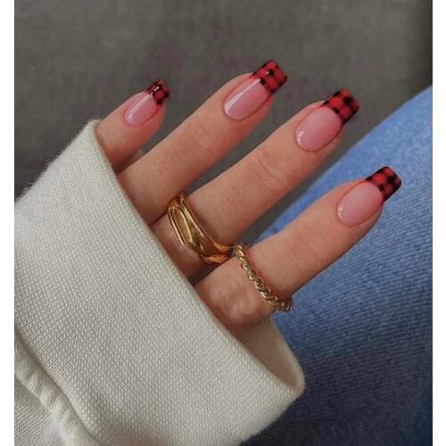 24Pcs/Set Red Black Plaid Fake Nails Removable Short Paragraph Square Head Fashion Manicure Nail Supplies For Professionals