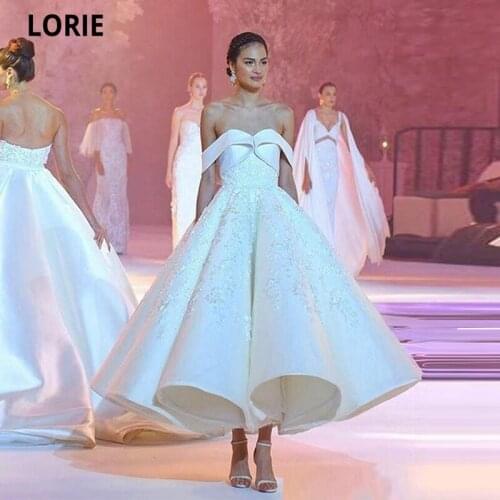 Elegant White Off The Shoulder Prom Dresses Appliques Satin Ball Gown Evening Gowns Sexy Backless Runway Fashion Ankle Length