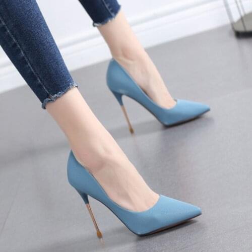 2020 Spring New Korean Version of The Net Red Metal Stiletto High Heels Womens Black Shallow Mouth All-match Professional Shoes