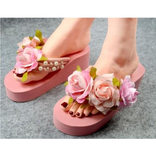 HAHA FLOWER Pink Rose Flowers Pearl Deer Beach Sandals Flip Flops