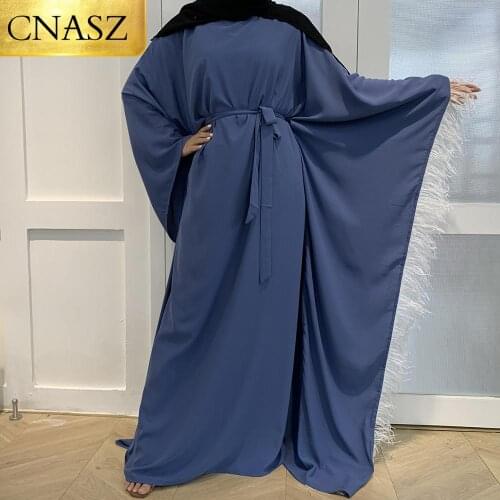 New Arrivals Muslim Fashion Arabic Women Islamic Clothing Caftan Dubai Butterfly Bat Sleeves Abaya Muslim Dresses With Feathers