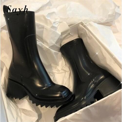 2020 New Black Genuine Leather Runway Design Genuine Leather Metal Studded Mid Calf Boots Thick Heel Punk Boots Shoes Women