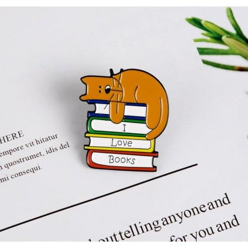 I LOVE BOOKS Enamel Pin Cat Reading Brooches Button Badge Funny Sleeping Kitten Bag Clothes Jewelry Gift for Kids Friends