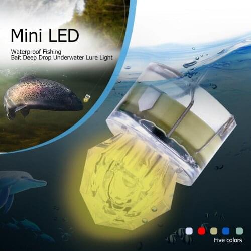 Mini Fishing Lure Light LED Deep Drop Underwater Fishing Squid Diamond Shape Fishing Bait Luminous Lure for Attracting Fish
