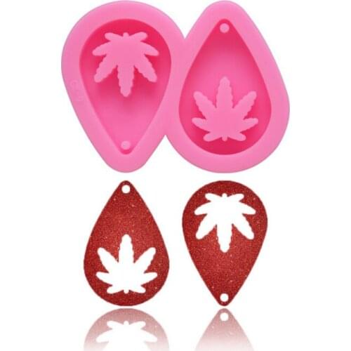 DIY Maple Leaf Keychain Decor Silicone Mold Jewelry Fillings Accessory Charms Handmade Epoxy Resin Cake Baking Mould Craft