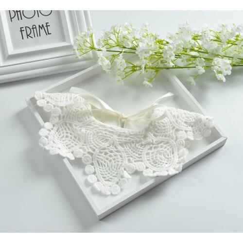 Lace Bibs New High Quality Baby Girls Cotton Baby Burp Cloths 0-3Year
