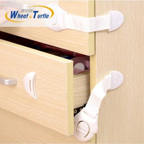5Pcs/Lot Child Lock Protection Of Children Locking Doors For Childrens Safety Kids Plastic Lock best selling
