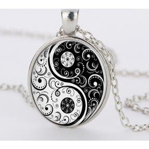 Dome Glass Yin Yang Necklace Pendants Witchcraft Tai ji Eight Diagrams Shape Black And White Necklaces For Women Jewelry New