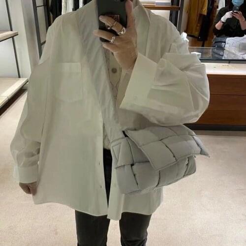 2021 Ladies Shoulder Bag Luxury Down Cotton Crossbody Bag Pillow Flip Winter Fashion Nylon Weaving Designer Padded