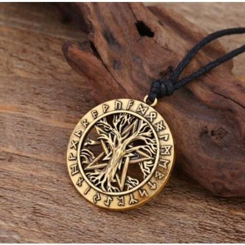 Nordic Mysterious Wiccan Five Pointed Star Medal Tree of Life Pendant Necklace Viking Runes Adjustable Cord Chain Vintage Jewelr