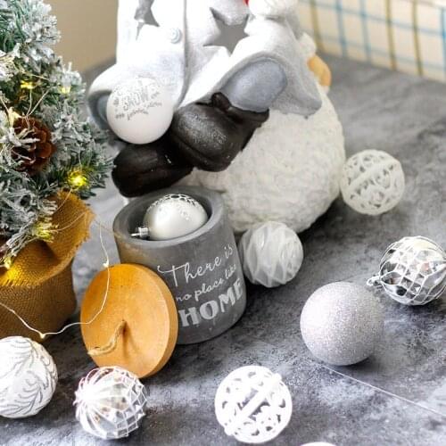 20Pcs Christmas Balls Mix Colors Pendant Xmas Tree Hollow Out DIY Portable Gift Wedding Window Ornaments Holiday Home Decoration