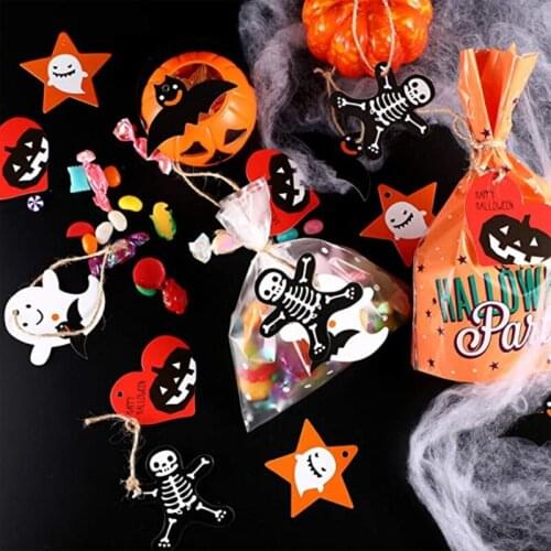 50Pcs Candy Box Hanging Tags Halloween Decorations Cartoon Skull Bats Pumpkin Tags for Kids Gift Packaging Bag Decor Car LXY9