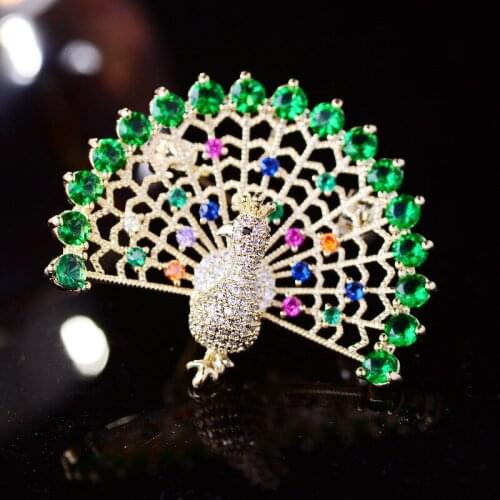 Luxury Cubic Zirconia Peacock Brooches Elegant Temperament Jacket Pin and Brooch Fashion Unisex Bird Broch Jewelry Accessories