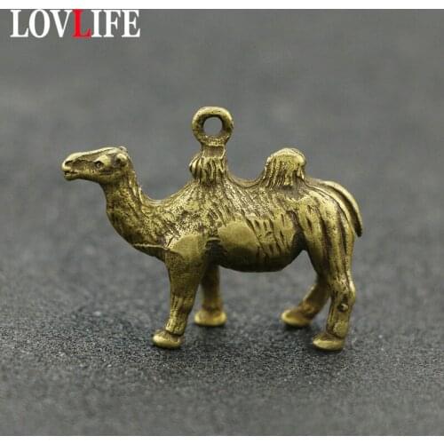 Solid Brass Desert Camel Key Chain Charms Vintage Pure Copper Animal Pendant Trinket Men Car Keychain Hanging Decoration Jewelry