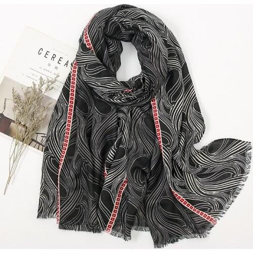 Geometric Printe Cotton Hijab Scarf Women Stripe Linen Shawls Muslim Fashion Scarf Bandana Womens scarves Pashmina 180*90CM