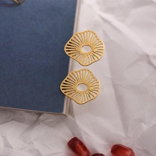 Trendy Irregular Gold Earrings For Women Stainless Steel Hollow Out Leaf Shape Stud Earrings Punk Style Jewelry Gift