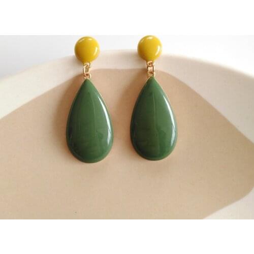 Alloy Geometric Water Drop Forest Fresh Green Stone Clip Earrings for Women Hanging Clip On Earrings Non Pierced Ears Jewelry