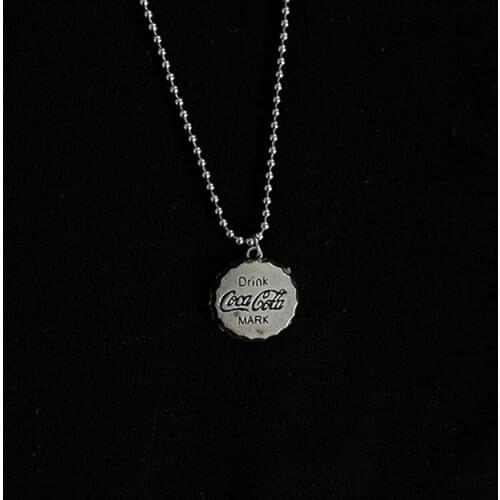 Ins Harajuku Coke Bottle Cap Necklace Cool Vibrato online celebrity with male and female students jewelry pendant