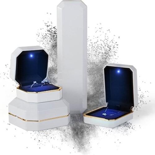 LED Lighted Luxury High-Grade Paint Double Ring Box Wedding Plastic Jewellery Gift Packing Case For Lover